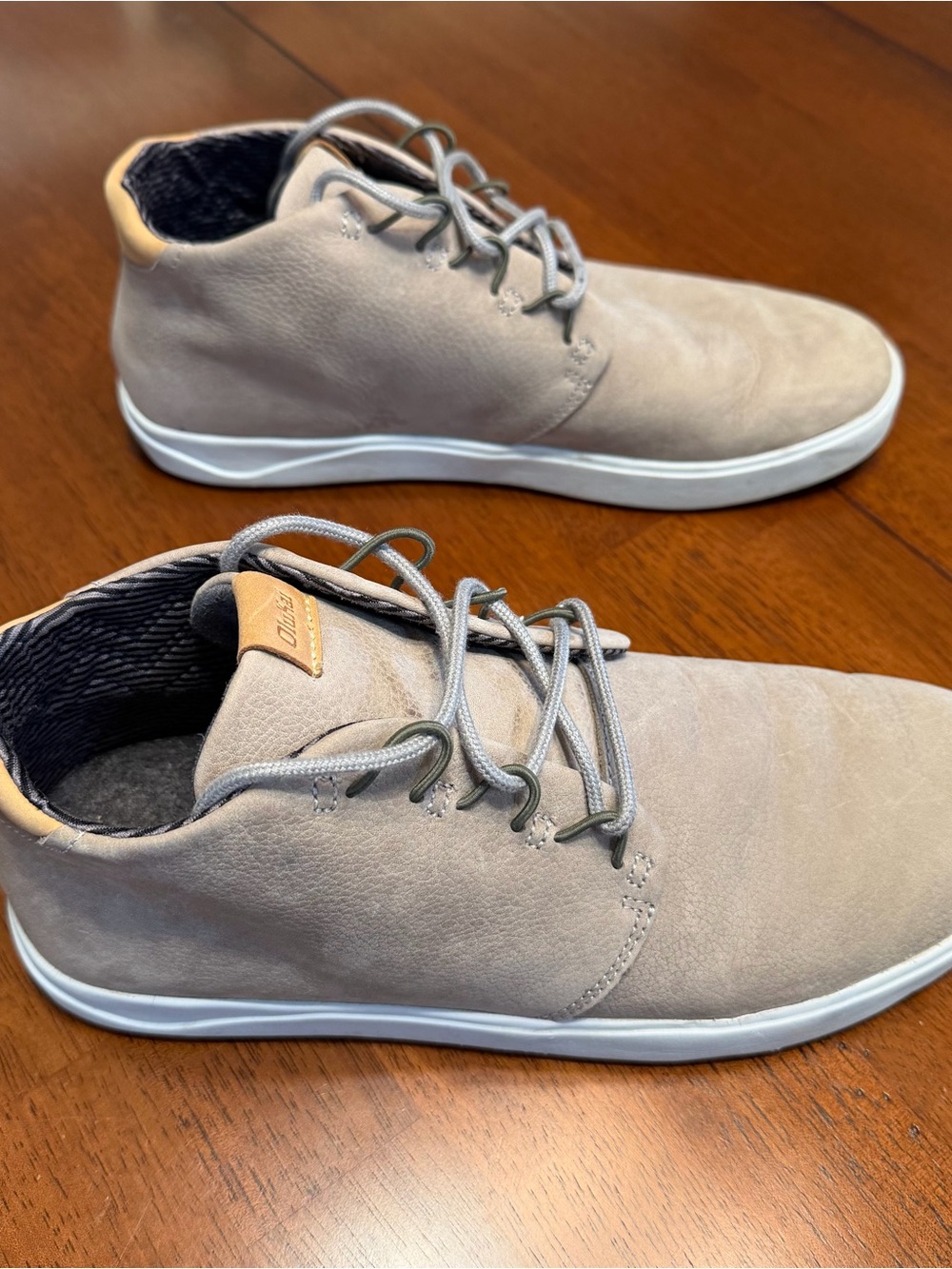 Olukai Nana Hele 10449-7B7B Men US 11 Beige Leather Lace-Up Ankle Chukka Boot - Picture 2 of 8